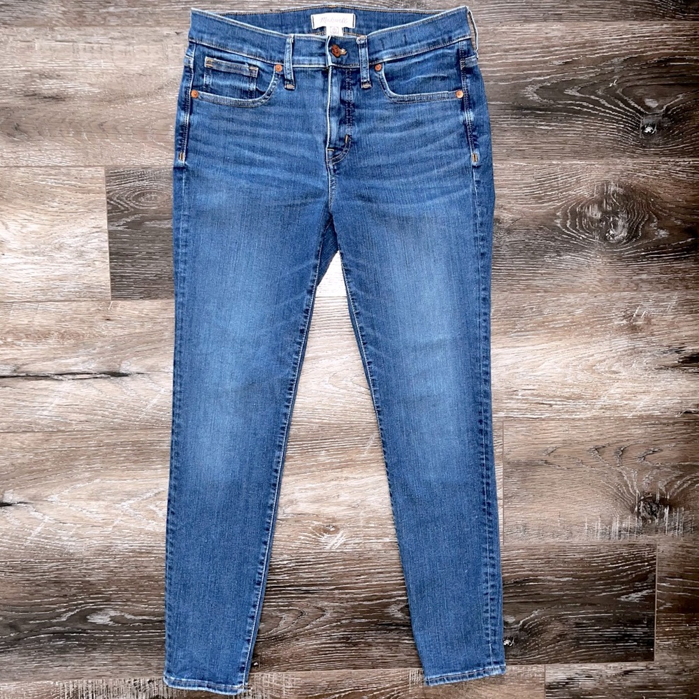 Madewell 8” Mid Rise Blue Skinny Jeans Size 27x32